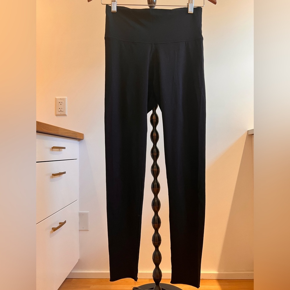 TNA Jet Black Leggings